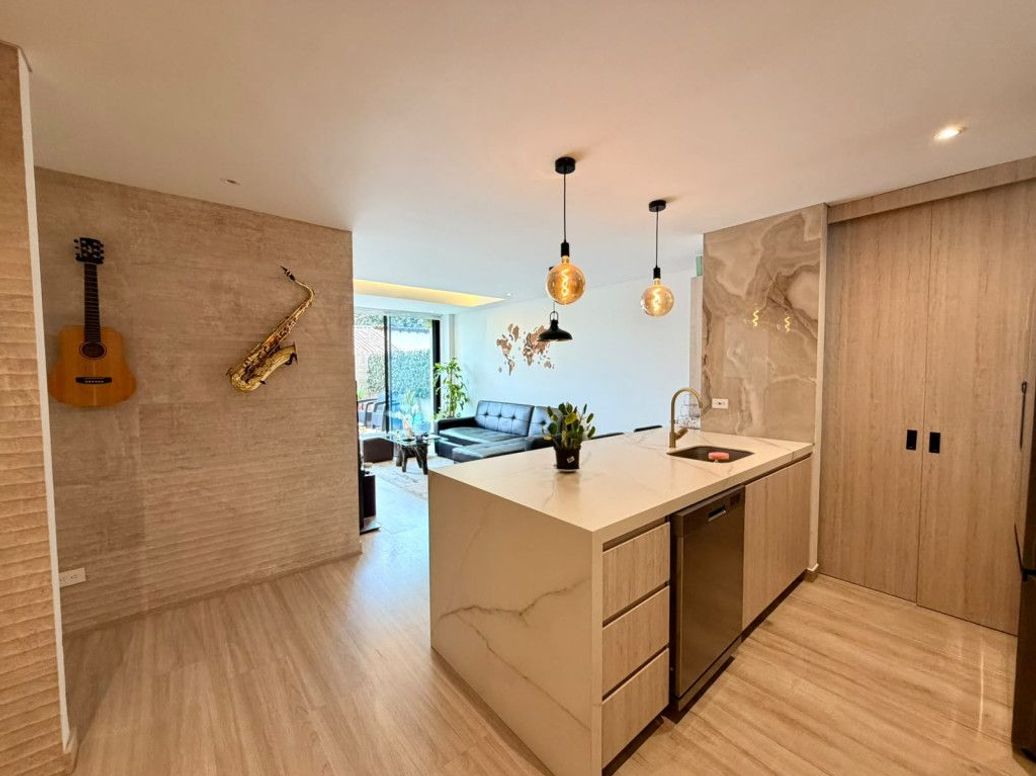 Apartamento de 2 alcobas en venta en San Patricio, Bogotá, 81 m² · foto 4 de 15