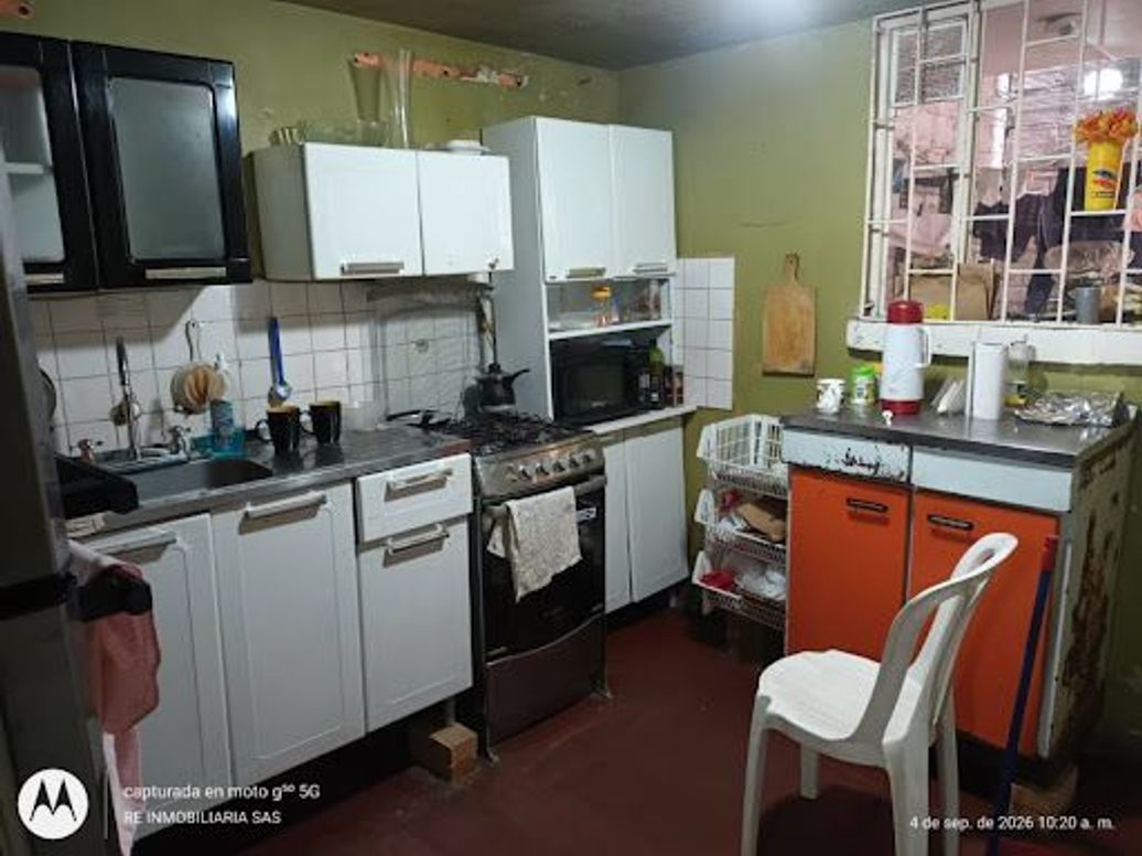 Casa de 3 alcobas en venta en Villa Sonia, Bogotá, 248 m² · foto 9 de 20