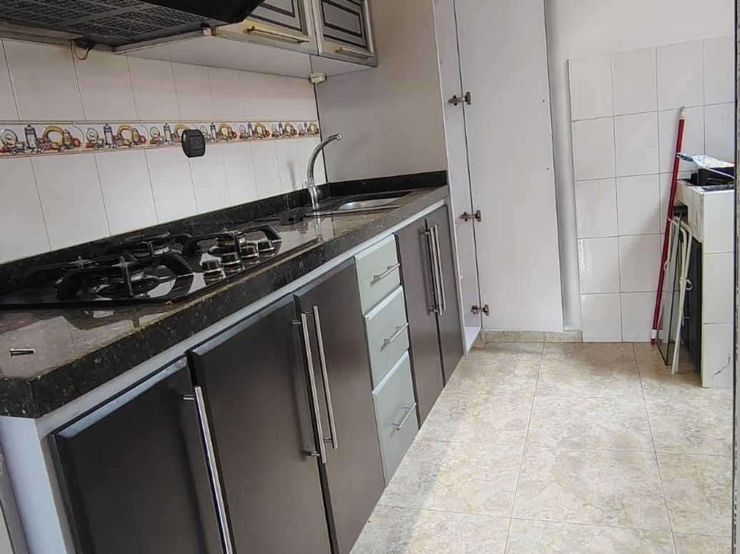 Apartamento de 2 alcobas en venta en Tierrabuena Reservado 1 Y 2, Bogotá, 42 m² · foto 2 de 11