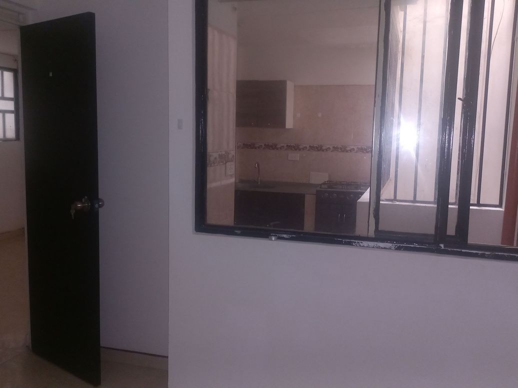 Apartamento de 2 alcobas en arriendo en Villa Teresita, Bogotá, 34 m² · foto 8 de 17