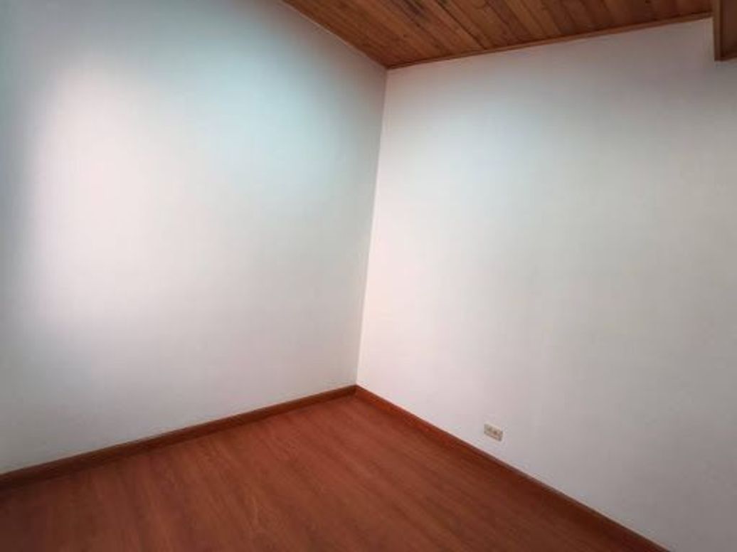 Apartamento de 4 alcobas en venta en Ub. El Cortijo, Bogotá, 66 m² · foto 16 de 20