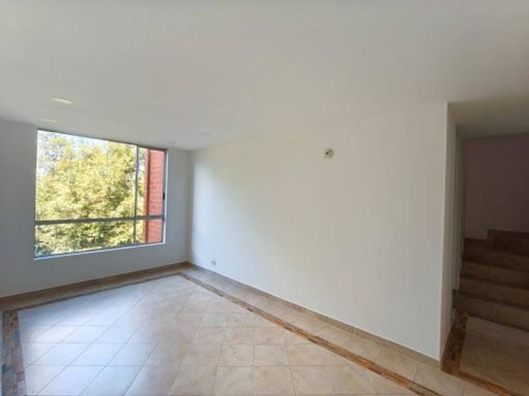 Apartamento de 4 alcobas en venta en Ub. El Cortijo, Bogotá, 66 m² · foto 5 de 20