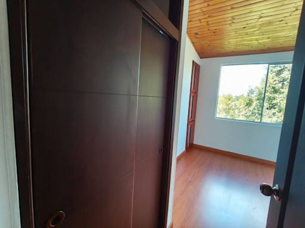 Apartamento de 4 alcobas en venta en Ub. El Cortijo, Bogotá, 66 m² · foto 10 de 20