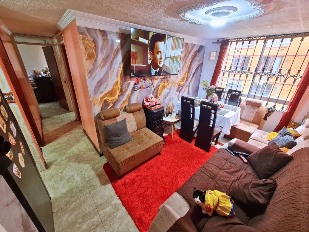 Apartamento de 3 alcobas en venta en Nuevo Recreo, Bogotá, 42 m² · foto 2 de 11