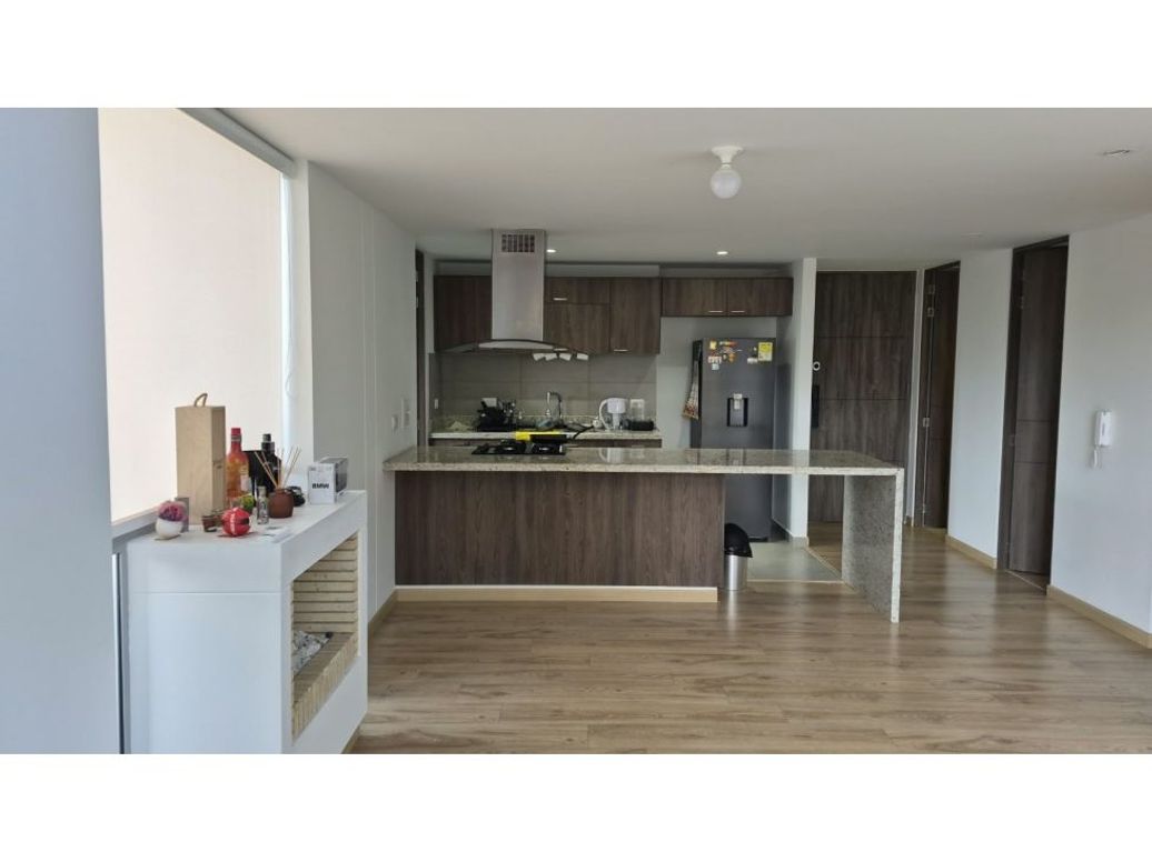 Apartamento de 3 alcobas en venta en La Felicidad, Bogotá, 140 m² · foto 2 de 20