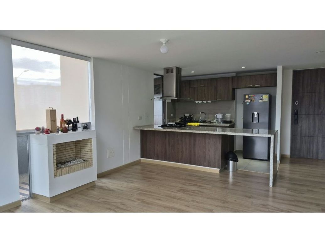 Apartamento de 3 alcobas en venta en La Felicidad, Bogotá, 140 m² · foto 4 de 20
