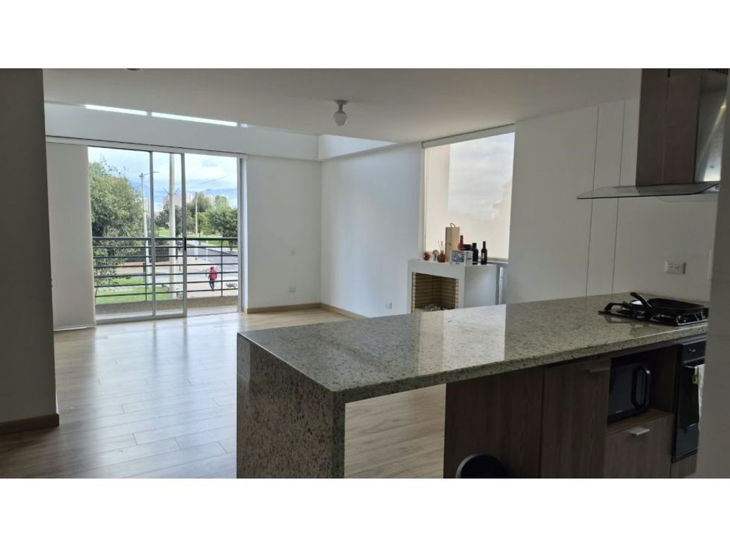 Apartamento de 3 alcobas en venta en La Felicidad, Bogotá, 140 m² · foto 9 de 20