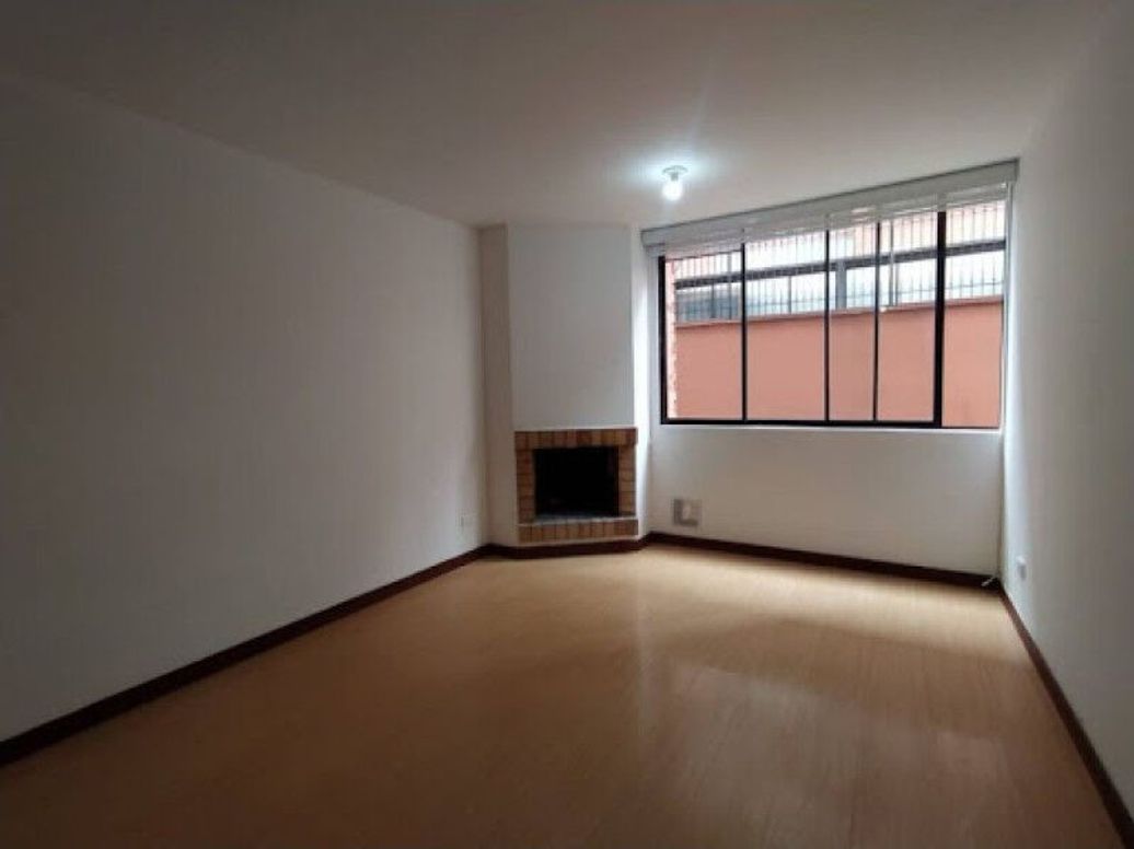 Apartamento de 1 alcoba en venta en Santa Barbara Occidental, Bogotá, 50 m² · foto 3 de 20