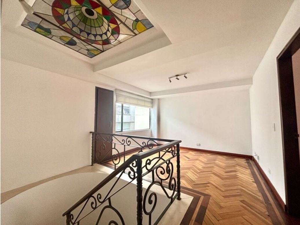 Apartamento de 3 alcobas en venta en Bella Suiza, Bogotá, 200 m² · foto 12 de 20