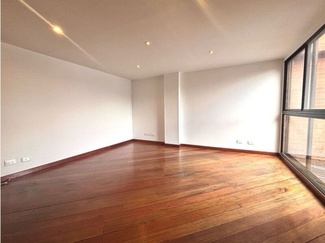 Apartamento de 3 alcobas en venta en Bella Suiza, Bogotá, 200 m² · foto 17 de 20