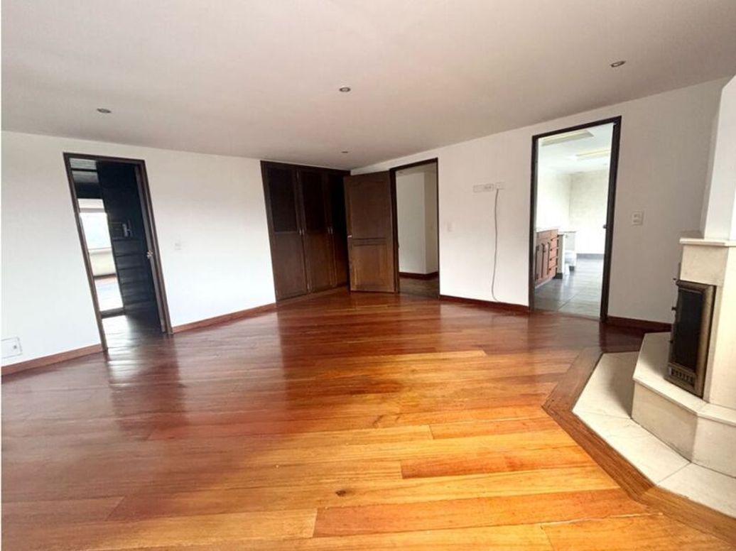 Apartamento de 3 alcobas en venta en Bella Suiza, Bogotá, 200 m² · foto 16 de 20