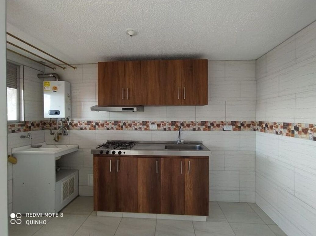 Apartamento de 3 alcobas en venta en Florencia, Bogotá, 45 m² · foto 3 de 18