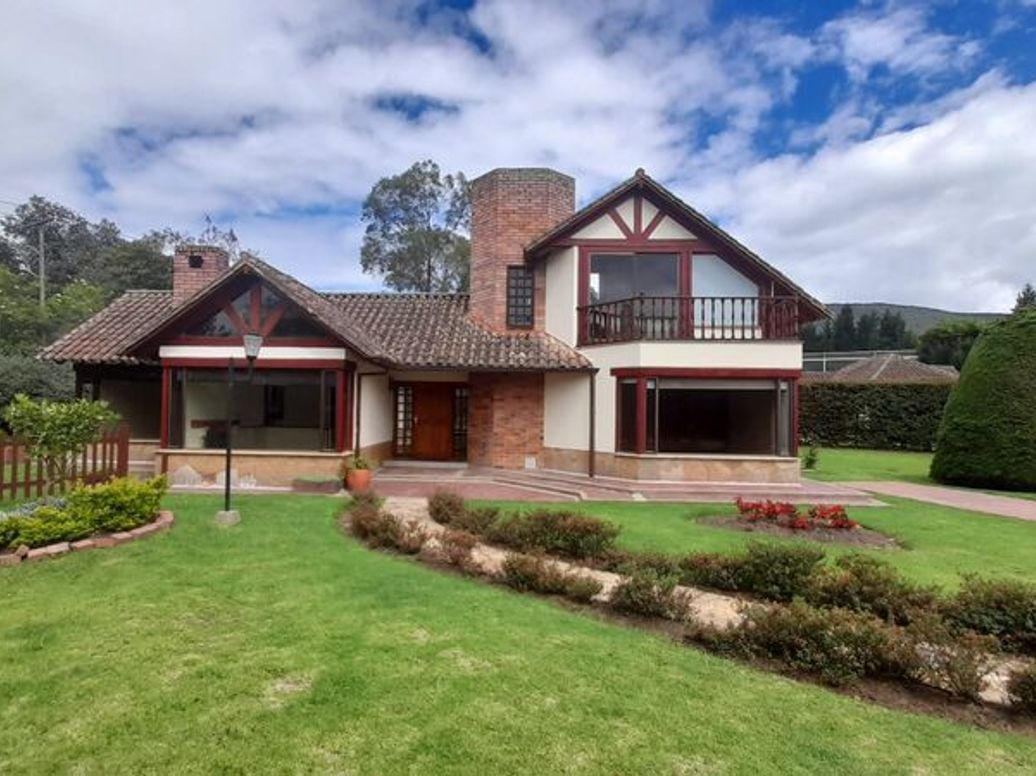 Casa de 3 alcobas en arriendo en Casa Blanca, Bogotá, 189 m² · foto 2 de 20