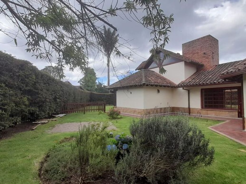 Casa de 3 alcobas en arriendo en Casa Blanca, Bogotá, 189 m² · foto 6 de 20