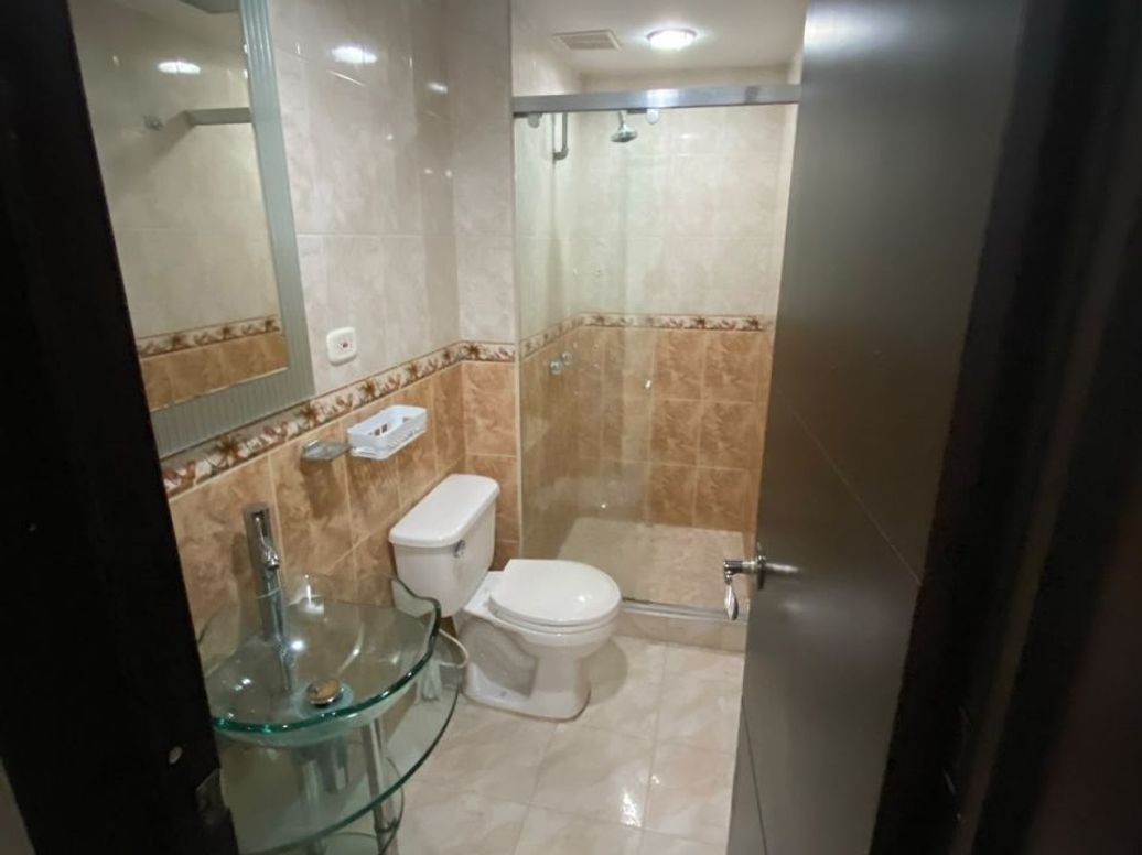 Apartamento de 2 alcobas en venta en Ub. Castilla Real, Bogotá, 49 m² · foto 6 de 7
