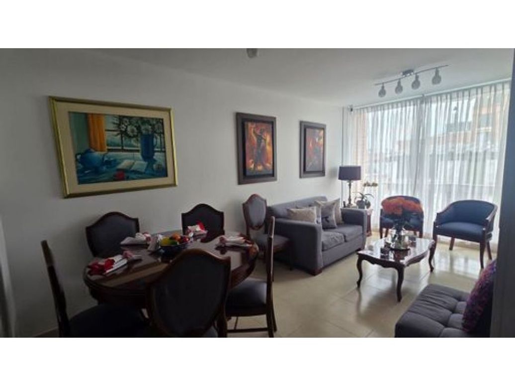 Apartamento de 2 alcobas en venta en Las Orquideas, Bogotá, 68 m² · foto 2 de 16