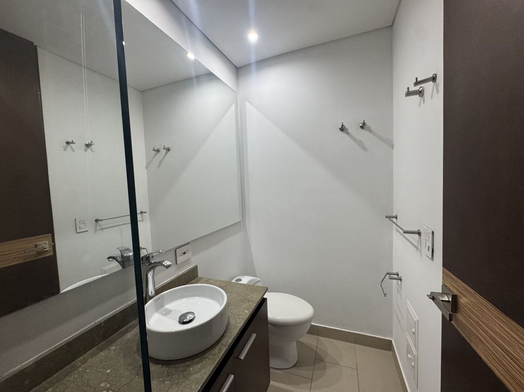 Apartamento de 1 alcoba en arriendo en Ub. Bosques, Bogotá, 60 m² · foto 5 de 18