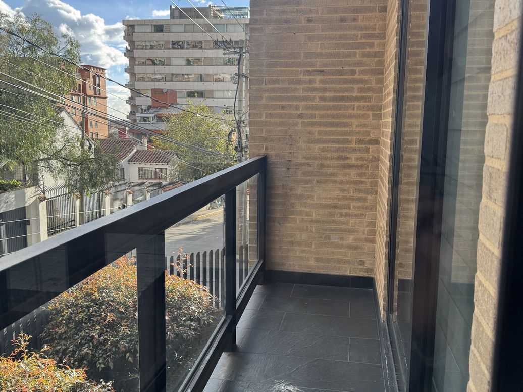 Apartamento de 1 alcoba en arriendo en Ub. Bosques, Bogotá, 60 m² · foto 4 de 18