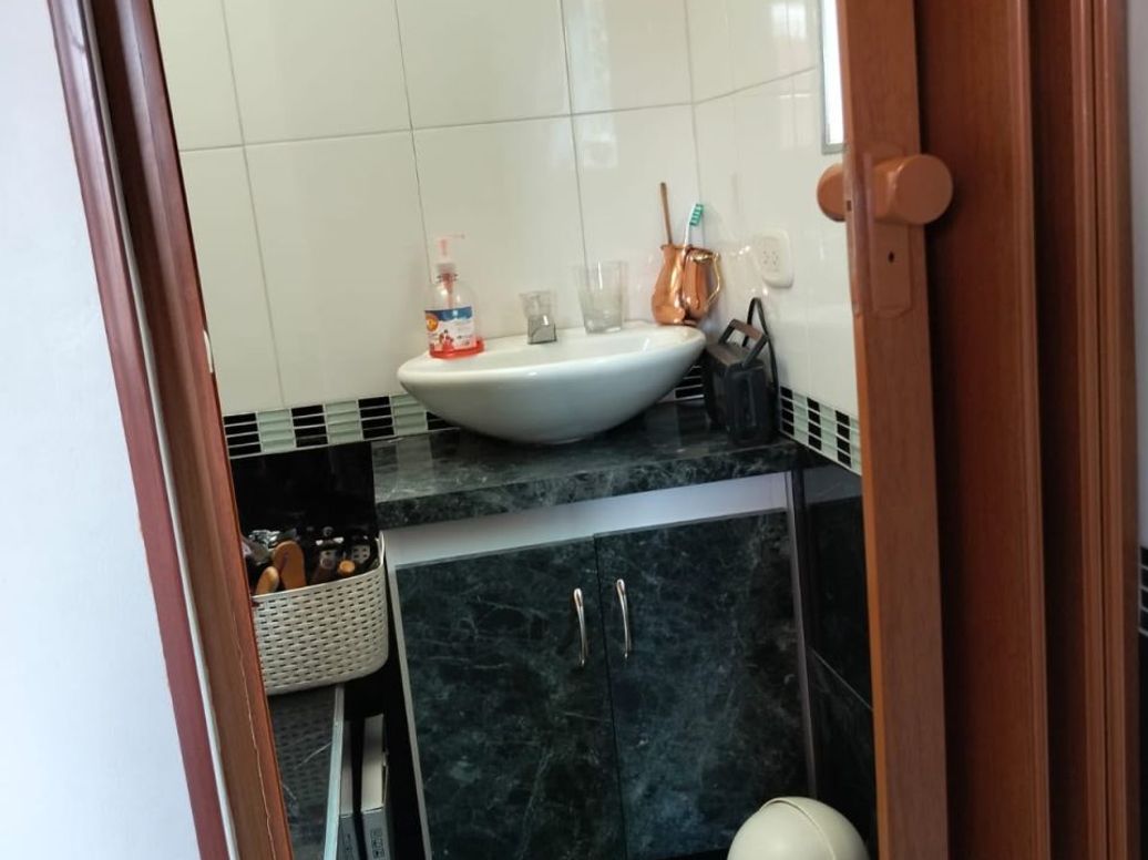 Apartamento de 3 alcobas en venta en Ub. Castilla Real, Bogotá, 51 m² · foto 12 de 14