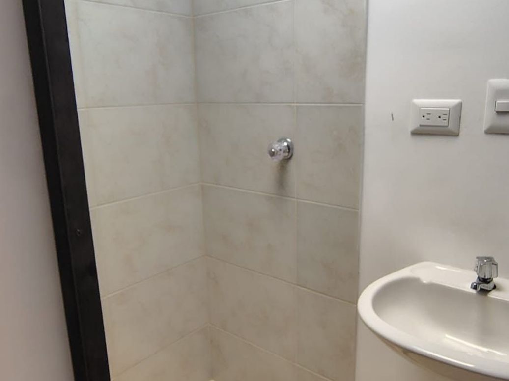 Casa de 2 alcobas en venta en Las Brisas, Bogotá, 33 m² · foto 7 de 12