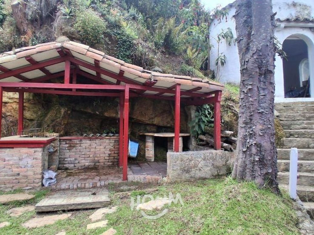Casa de 3 alcobas en venta en San Isidro, Bogotá, 270 m² · foto 6 de 20