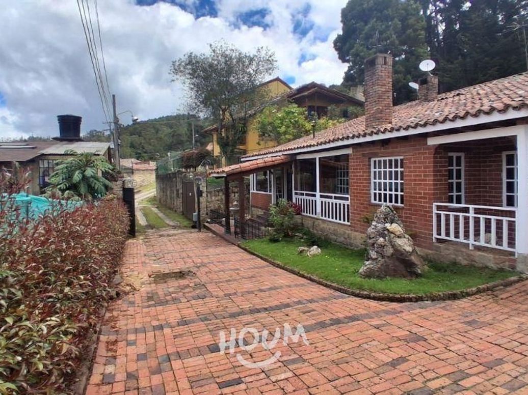 Casa de 3 alcobas en venta en San Isidro, Bogotá, 270 m² · foto 3 de 20
