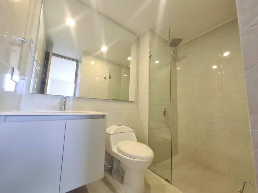 Apartamento de 3 alcobas en venta en La Esperanza Norte, Bogotá, 177 m² · foto 13 de 20