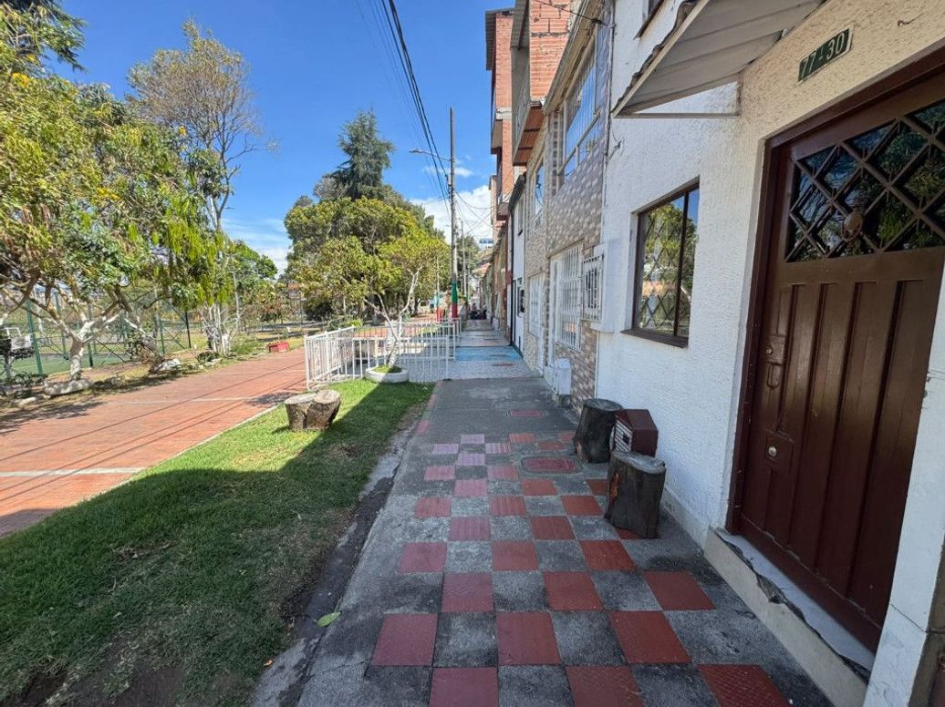 Casa de 2 alcobas en venta en Villa De Los Sauces, Bogotá, 60 m² · foto 12 de 12