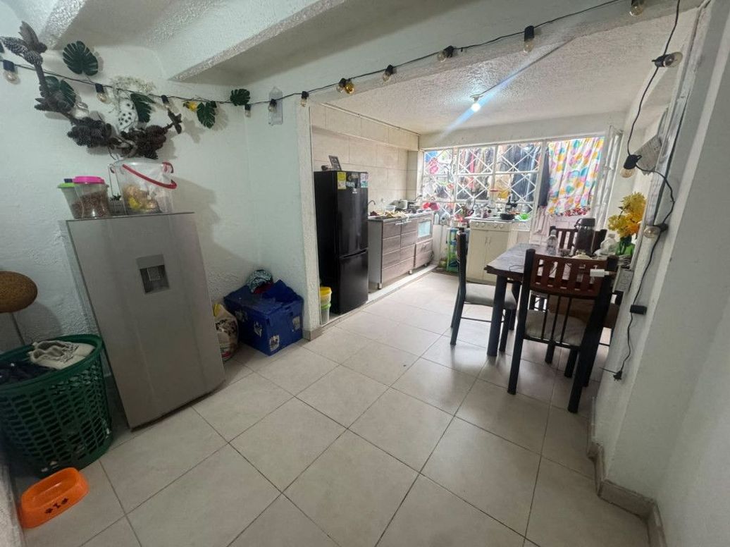 Casa de 2 alcobas en venta en Villa De Los Sauces, Bogotá, 60 m² · foto 4 de 12