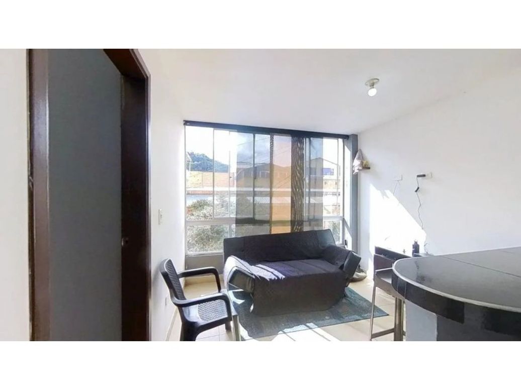 Apartamento de 3 alcobas en venta en San Antonio Norte, Bogotá, 51 m² · foto 2 de 10