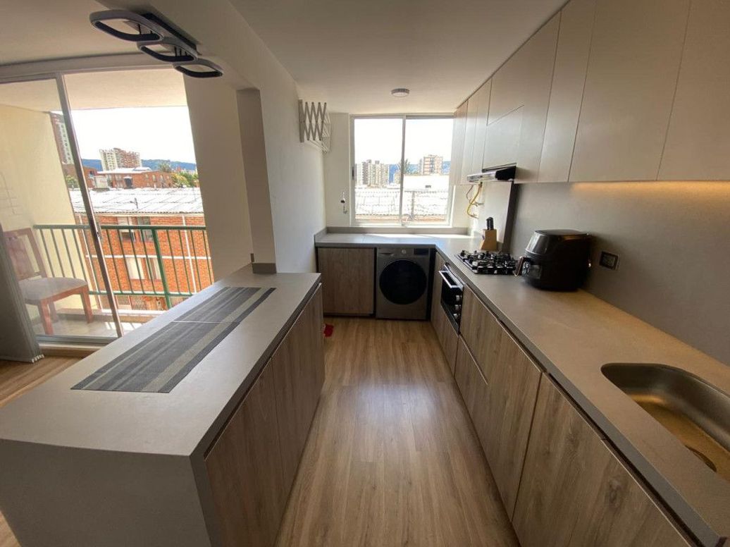 Apartamento de 2 alcobas en venta en Portales Del Norte, Bogotá, 77 m² · foto 9 de 20