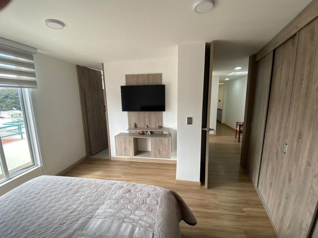 Apartamento de 2 alcobas en venta en Portales Del Norte, Bogotá, 77 m² · foto 19 de 20