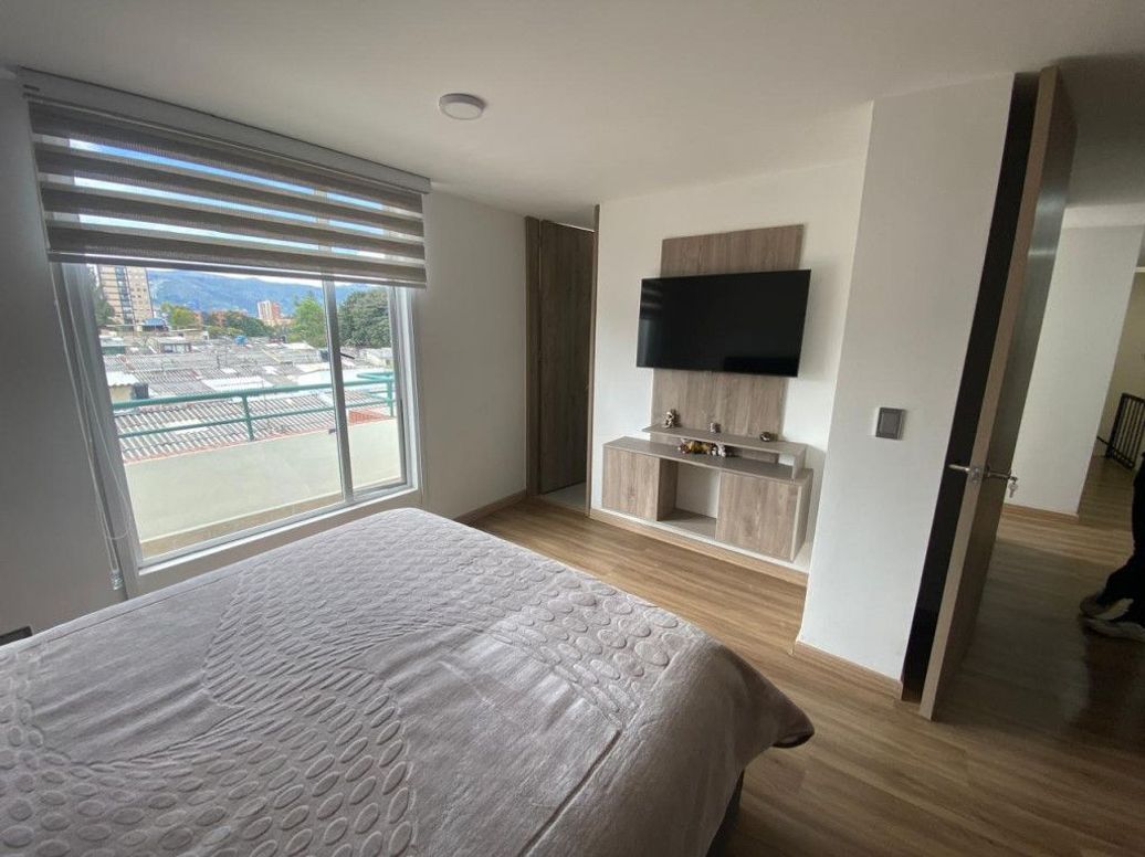 Apartamento de 2 alcobas en venta en Portales Del Norte, Bogotá, 77 m² · foto 17 de 20