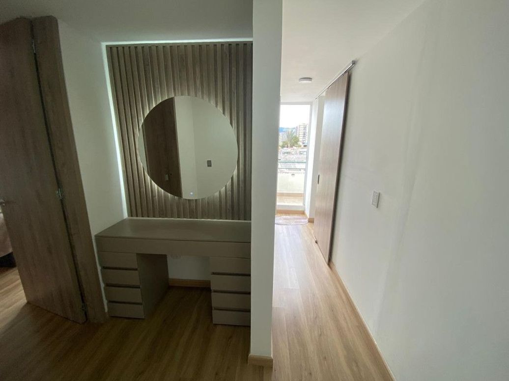 Apartamento de 2 alcobas en venta en Portales Del Norte, Bogotá, 77 m² · foto 16 de 20