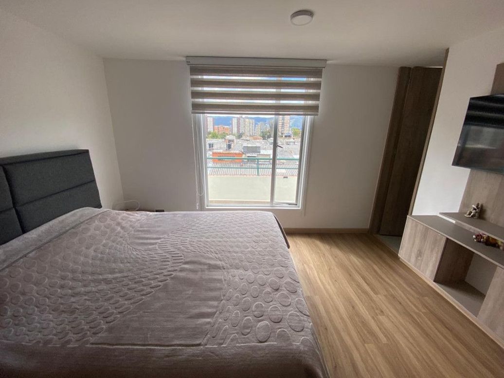 Apartamento de 2 alcobas en venta en Portales Del Norte, Bogotá, 77 m² · foto 18 de 20