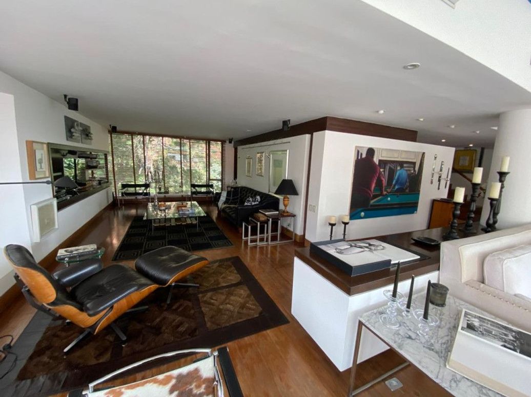 Apartamento de 3 alcobas en venta en El Refugio, Bogotá, 492 m² · foto 4 de 20