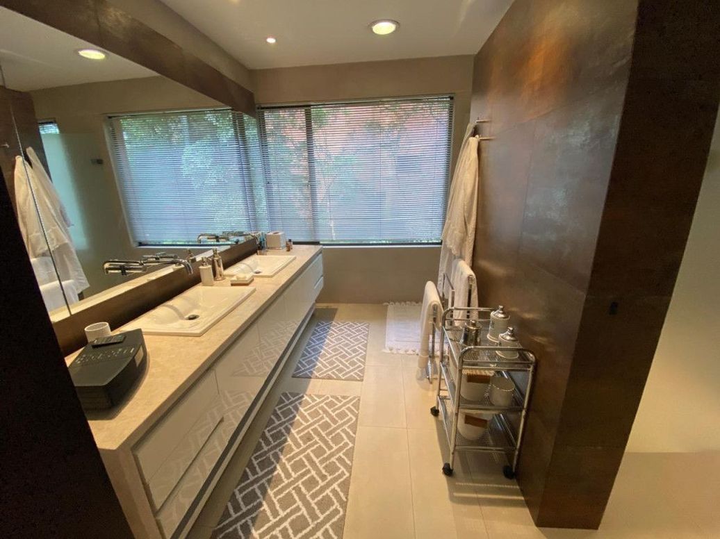 Apartamento de 3 alcobas en venta en El Refugio, Bogotá, 492 m² · foto 9 de 20