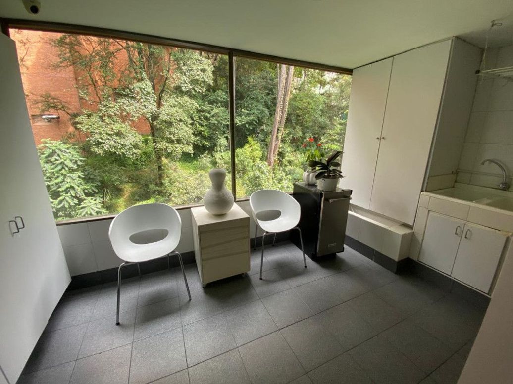 Apartamento de 3 alcobas en venta en El Refugio, Bogotá, 492 m² · foto 10 de 20