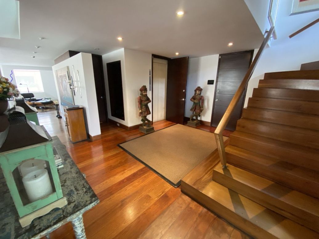 Apartamento de 3 alcobas en venta en El Refugio, Bogotá, 492 m² · foto 13 de 20