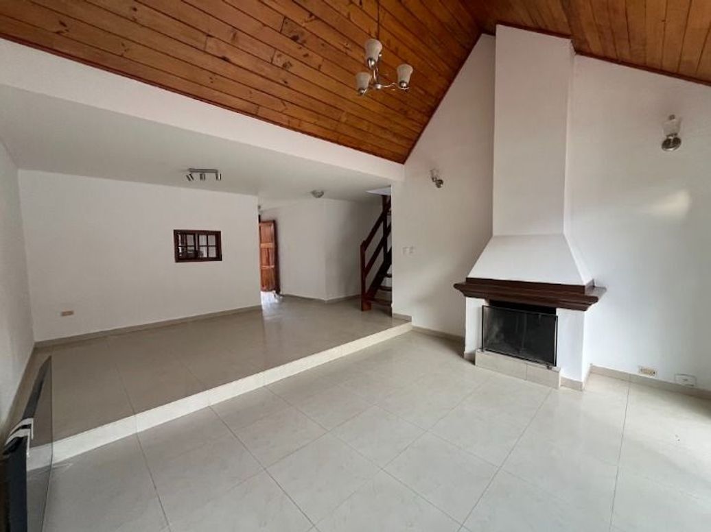 Casa de 4 alcobas en venta en San José De Bavaria, Bogotá, 145 m² · foto 4 de 20