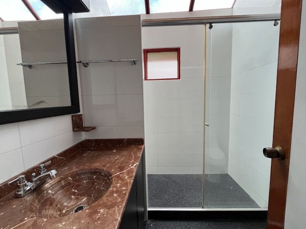 Casa de 4 alcobas en venta en San José De Bavaria, Bogotá, 145 m² · foto 14 de 20