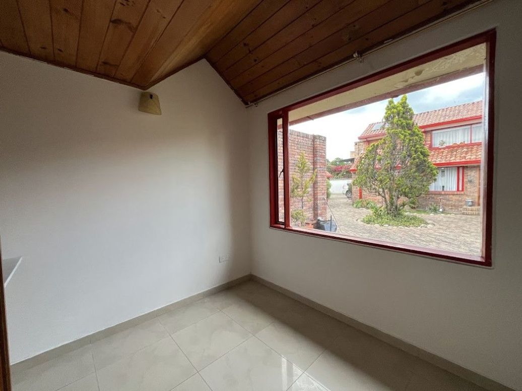 Casa de 4 alcobas en venta en San José De Bavaria, Bogotá, 145 m² · foto 16 de 20