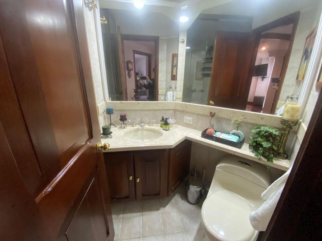 Apartamento de 3 alcobas en venta en A.S.D., Bogotá, 173 m² · foto 12 de 20