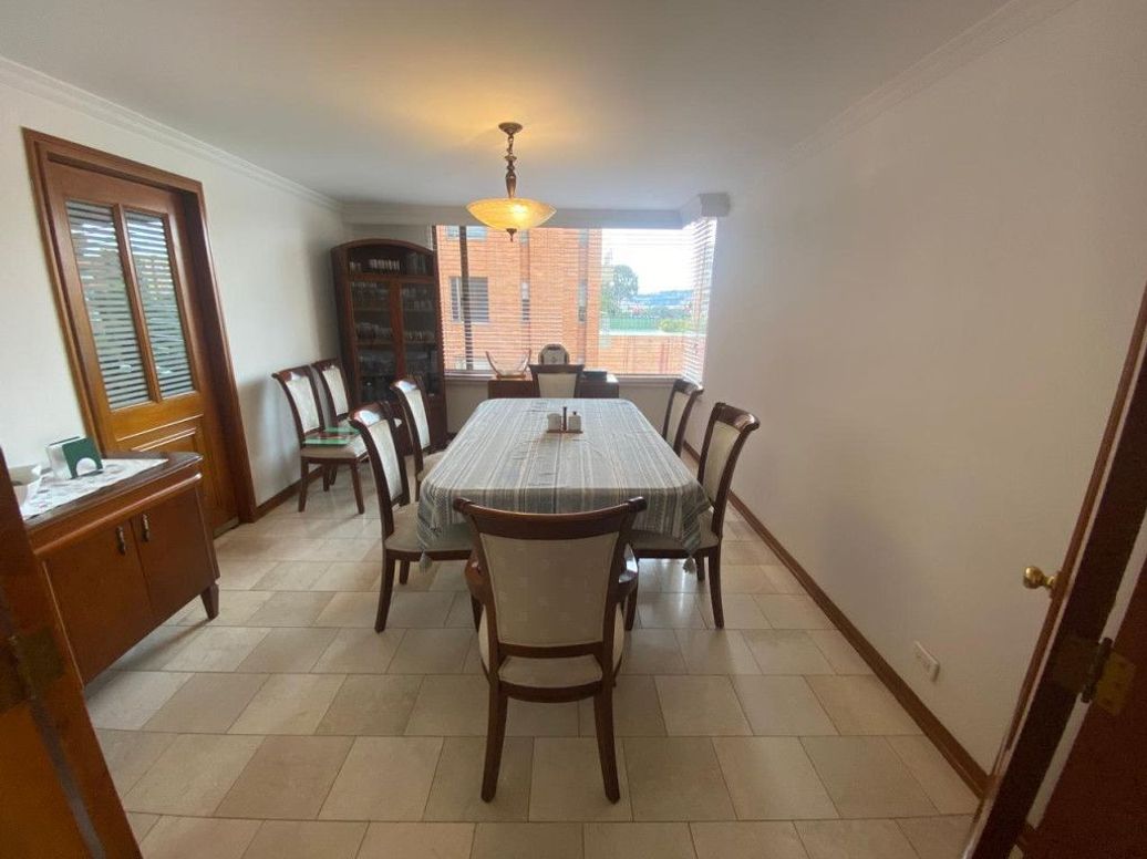 Apartamento de 3 alcobas en venta en Cr. El Bosque, Bogotá, 193 m² · foto 9 de 20