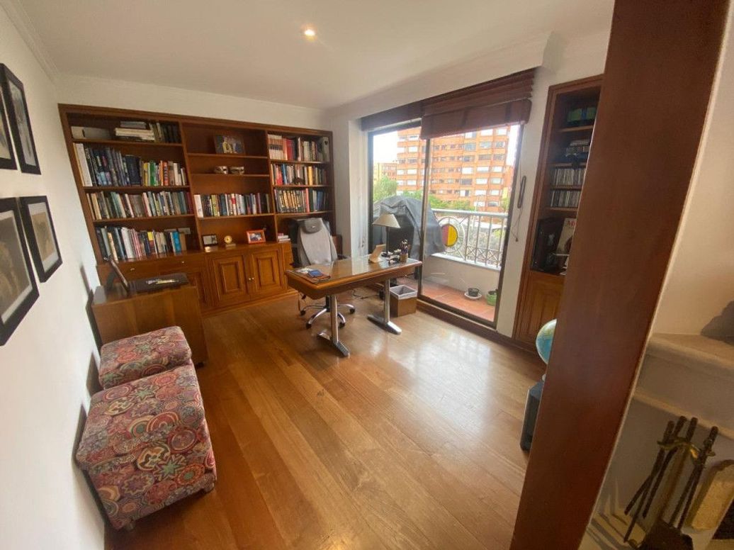 Apartamento de 3 alcobas en venta en Cr. El Bosque, Bogotá, 193 m² · foto 7 de 20