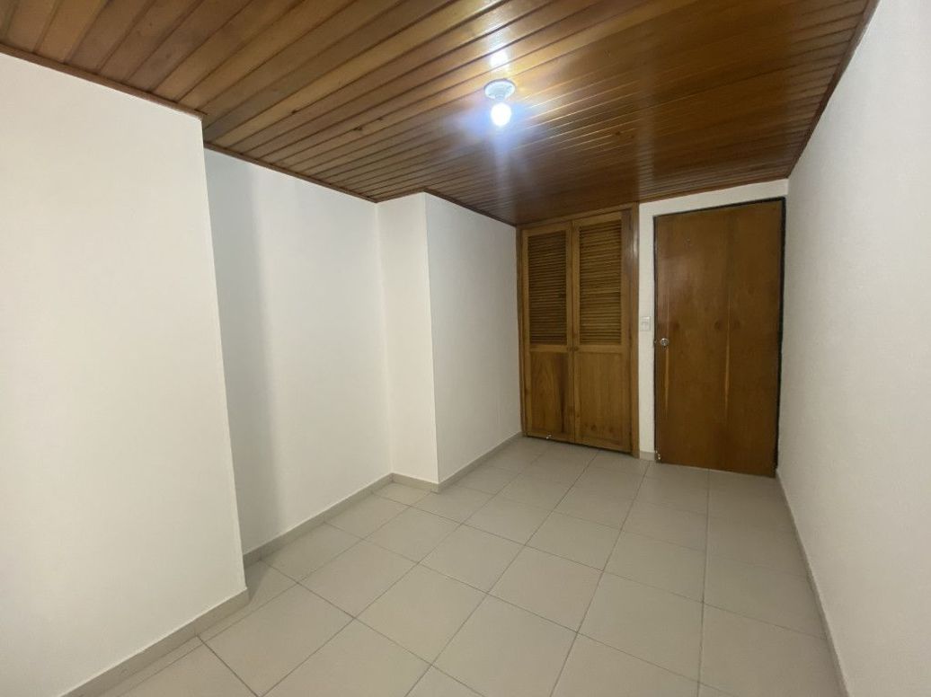Apartamento de 2 alcobas en venta en Banco Central, Bogotá, 55 m² · foto 13 de 20