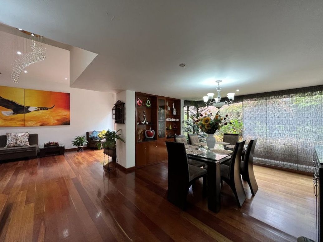Casa de 4 alcobas en venta en Casa Blanca Suba, Bogotá, 287 m² · foto 4 de 20