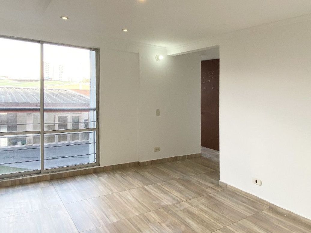 Apartamento de 3 alcobas en venta en A.S.D., Bogotá, 53 m² · foto 4 de 20