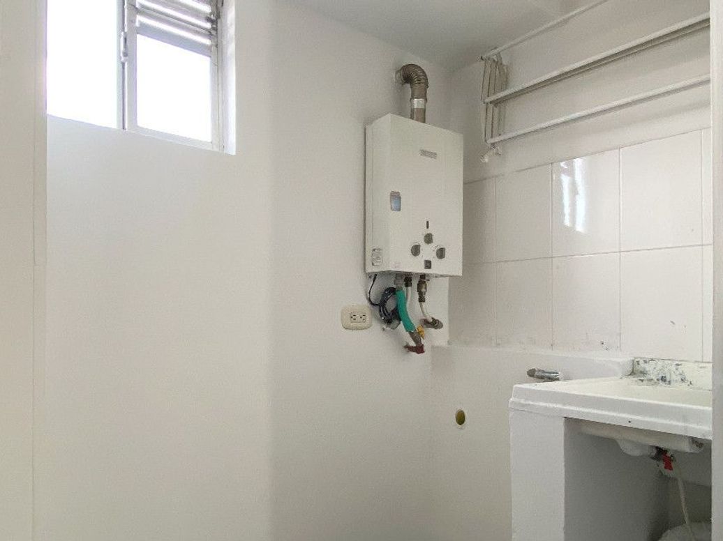Apartamento de 3 alcobas en venta en A.S.D., Bogotá, 53 m² · foto 7 de 20