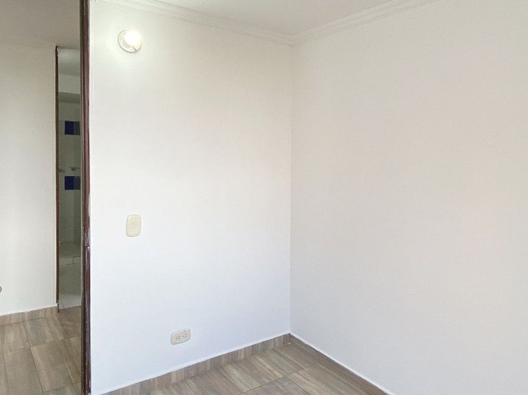 Apartamento de 3 alcobas en venta en A.S.D., Bogotá, 53 m² · foto 12 de 20